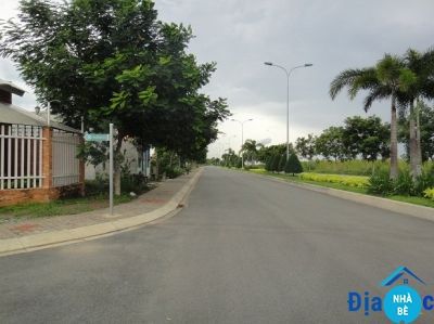 Bán đất đường D1 khu dân cư Nam Sài Gòn Long Hậu 100m2