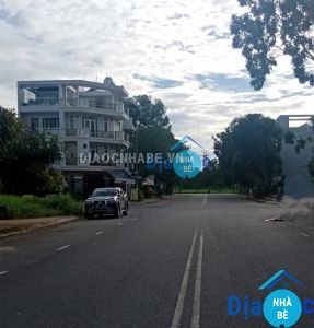 Bán đất làng đại học khu b 100m2