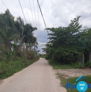Bán đất đường xương cá 2 có 300m2 thổ cư