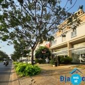 Cho thuê biệt thự Ngân Long mặt tiền Nguyễn Hữu Thọ - ảnh 2