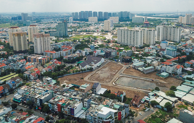 Một số chung cư tại khu vực quận 2, TP HCm vào tháng 9/2020. Ảnh: Quỳnh Trần.