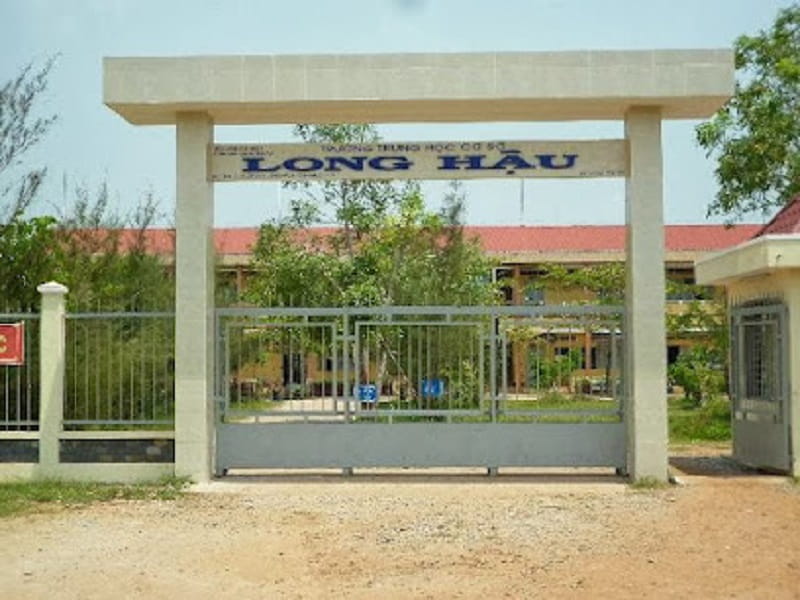 Trường Trung Học Cơ Sở Long Hậu