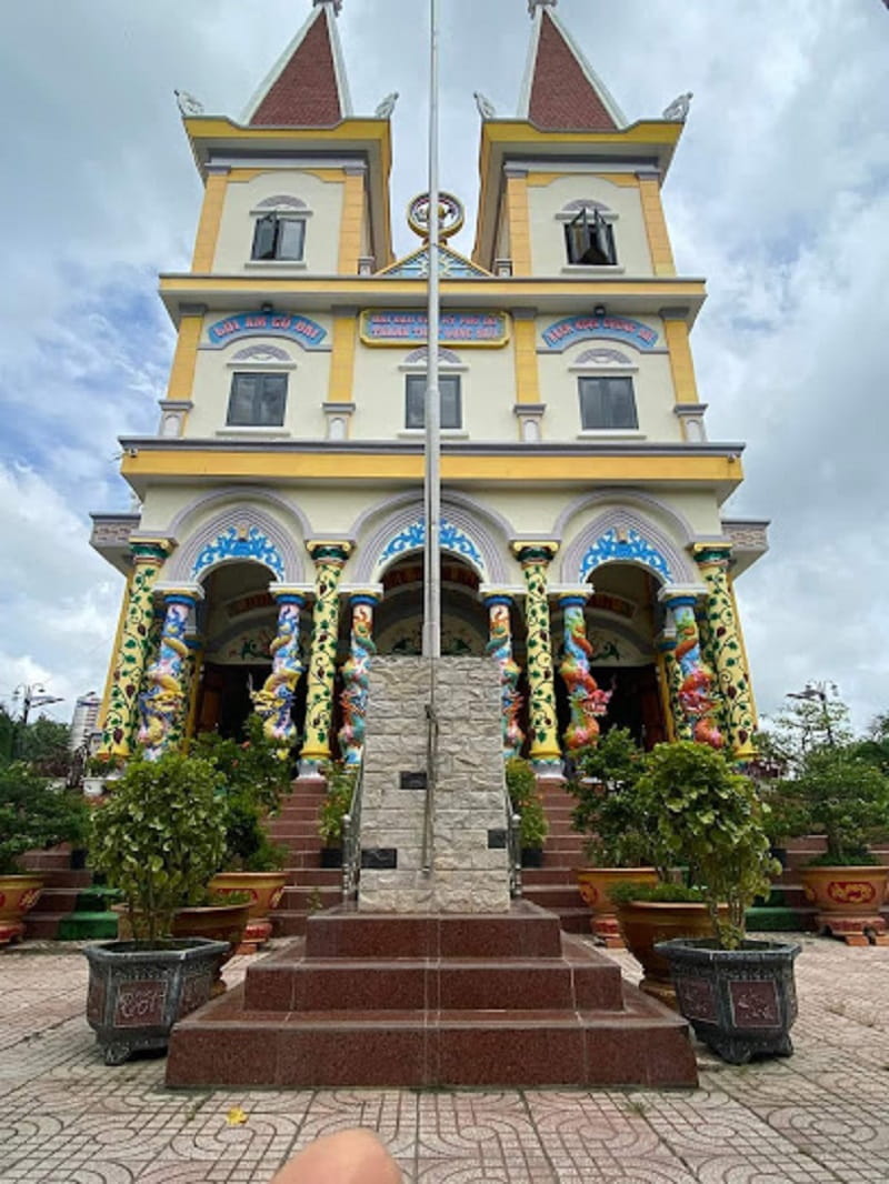 Giới thiệu về Thánh thất Long Hậu