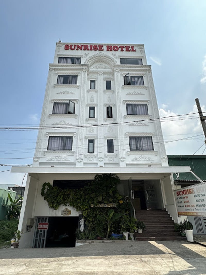 Review Khách sạn Sunrise Long Hậu